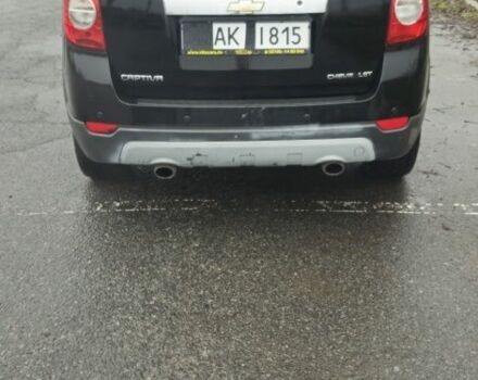 Черный Шевроле Каптива, объемом двигателя 2 л и пробегом 300 тыс. км за 4450 $, фото 2 на Automoto.ua