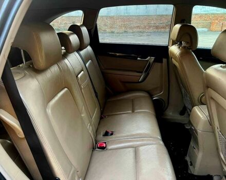 Чорний Шевроле Каптіва, об'ємом двигуна 2 л та пробігом 270 тис. км за 4750 $, фото 7 на Automoto.ua