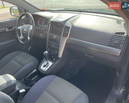 Чорний Шевроле Каптіва, об'ємом двигуна 2 л та пробігом 143 тис. км за 4850 $, фото 10 на Automoto.ua