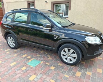 Черный Шевроле Каптива, объемом двигателя 3.2 л и пробегом 270 тыс. км за 8000 $, фото 3 на Automoto.ua