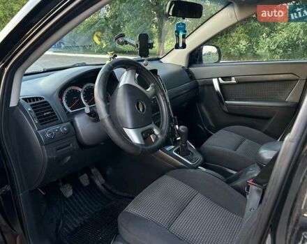 Чорний Шевроле Каптіва, об'ємом двигуна 2.41 л та пробігом 90 тис. км за 7500 $, фото 8 на Automoto.ua