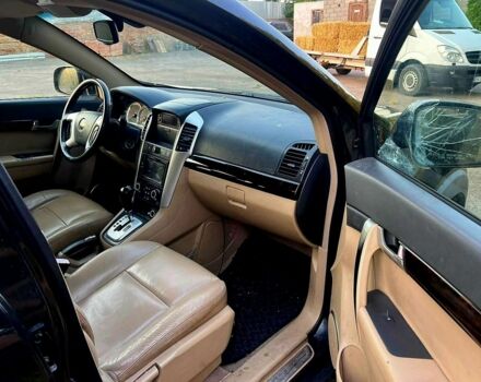 Чорний Шевроле Каптіва, об'ємом двигуна 2 л та пробігом 270 тис. км за 4750 $, фото 3 на Automoto.ua