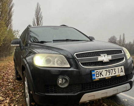 Черный Шевроле Каптива, объемом двигателя 1.99 л и пробегом 324 тыс. км за 7800 $, фото 16 на Automoto.ua