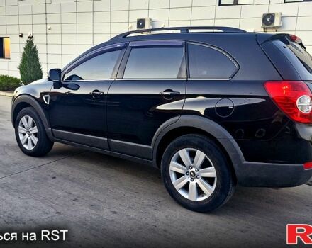 Черный Шевроле Каптива, объемом двигателя 3.2 л и пробегом 260 тыс. км за 7800 $, фото 1 на Automoto.ua