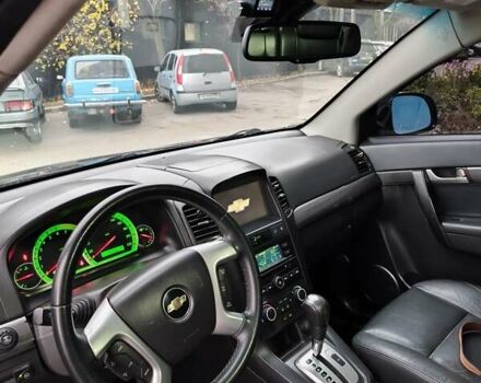 Чорний Шевроле Каптіва, об'ємом двигуна 2.41 л та пробігом 159 тис. км за 8900 $, фото 24 на Automoto.ua