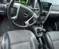 Чорний Шевроле Каптіва, об'ємом двигуна 2 л та пробігом 285 тис. км за 7700 $, фото 4 на Automoto.ua