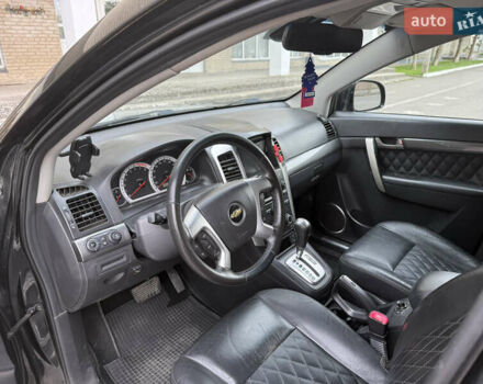 Черный Шевроле Каптива, объемом двигателя 2.41 л и пробегом 243 тыс. км за 8000 $, фото 3 на Automoto.ua