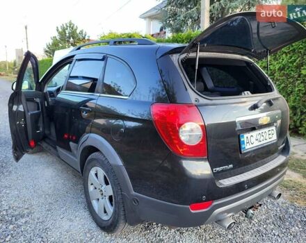 Черный Шевроле Каптива, объемом двигателя 2.41 л и пробегом 267 тыс. км за 8500 $, фото 4 на Automoto.ua