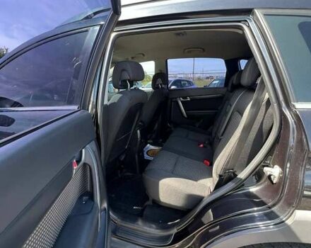 Черный Шевроле Каптива, объемом двигателя 2.41 л и пробегом 221 тыс. км за 6990 $, фото 9 на Automoto.ua