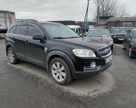Черный Шевроле Каптива, объемом двигателя 2.4 л и пробегом 247 тыс. км за 5650 $, фото 2 на Automoto.ua