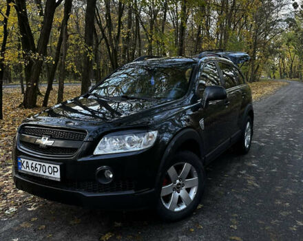 Черный Шевроле Каптива, объемом двигателя 2.4 л и пробегом 205 тыс. км за 8000 $, фото 15 на Automoto.ua