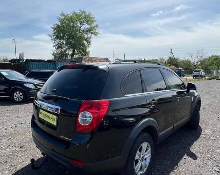 Черный Шевроле Каптива, объемом двигателя 2.41 л и пробегом 221 тыс. км за 6990 $, фото 5 на Automoto.ua