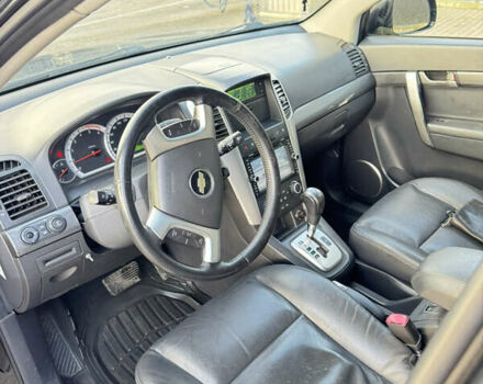 Черный Шевроле Каптива, объемом двигателя 2 л и пробегом 236 тыс. км за 8000 $, фото 8 на Automoto.ua