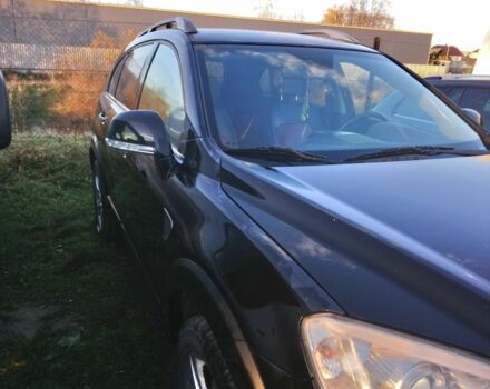 Черный Шевроле Каптива, объемом двигателя 2 л и пробегом 250 тыс. км за 5000 $, фото 2 на Automoto.ua