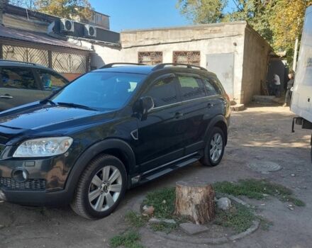 Черный Шевроле Каптива, объемом двигателя 2.4 л и пробегом 180 тыс. км за 8500 $, фото 1 на Automoto.ua