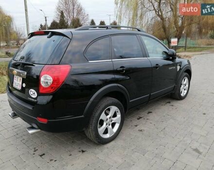 Чорний Шевроле Каптіва, об'ємом двигуна 2 л та пробігом 212 тис. км за 9450 $, фото 74 на Automoto.ua