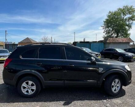 Черный Шевроле Каптива, объемом двигателя 2.41 л и пробегом 221 тыс. км за 6990 $, фото 10 на Automoto.ua