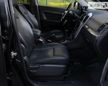 Черный Шевроле Каптива, объемом двигателя 2 л и пробегом 216 тыс. км за 8500 $, фото 26 на Automoto.ua