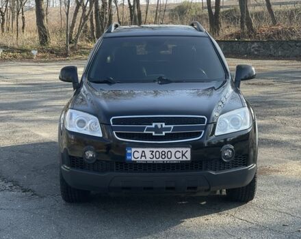 Черный Шевроле Каптива, объемом двигателя 2 л и пробегом 245 тыс. км за 10450 $, фото 1 на Automoto.ua