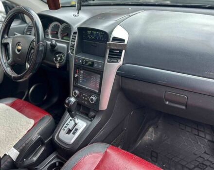 Черный Шевроле Каптива, объемом двигателя 2 л и пробегом 177 тыс. км за 9500 $, фото 17 на Automoto.ua