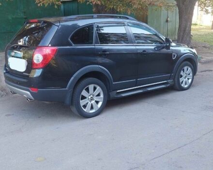 Черный Шевроле Каптива, объемом двигателя 2.4 л и пробегом 180 тыс. км за 8500 $, фото 5 на Automoto.ua