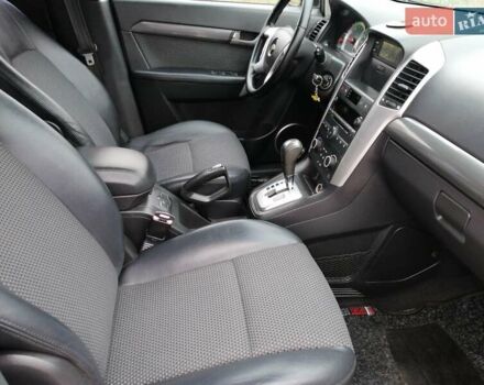 Чорний Шевроле Каптіва, об'ємом двигуна 2 л та пробігом 212 тис. км за 9450 $, фото 50 на Automoto.ua