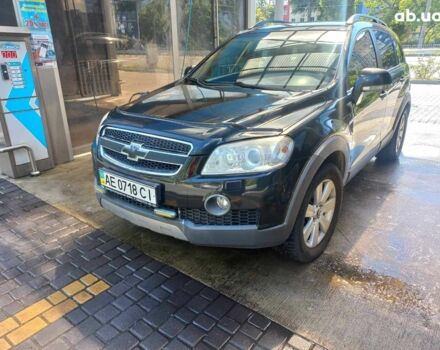 Черный Шевроле Каптива, объемом двигателя 2.4 л и пробегом 180 тыс. км за 8000 $, фото 3 на Automoto.ua