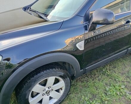 Черный Шевроле Каптива, объемом двигателя 2.4 л и пробегом 296 тыс. км за 6800 $, фото 3 на Automoto.ua