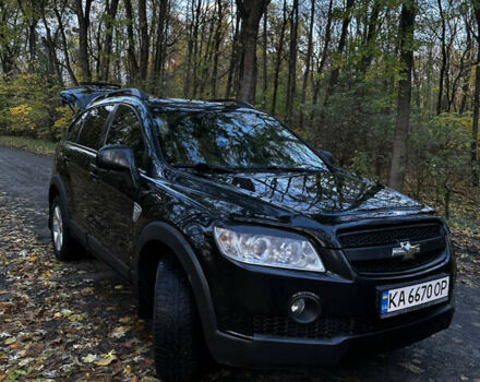 Черный Шевроле Каптива, объемом двигателя 2.4 л и пробегом 205 тыс. км за 8000 $, фото 10 на Automoto.ua