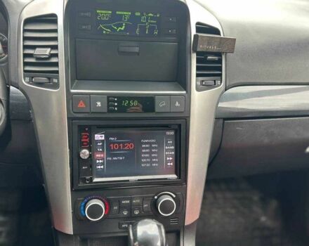 Черный Шевроле Каптива, объемом двигателя 2 л и пробегом 177 тыс. км за 9500 $, фото 15 на Automoto.ua