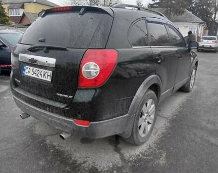 Черный Шевроле Каптива, объемом двигателя 2.4 л и пробегом 247 тыс. км за 5650 $, фото 4 на Automoto.ua