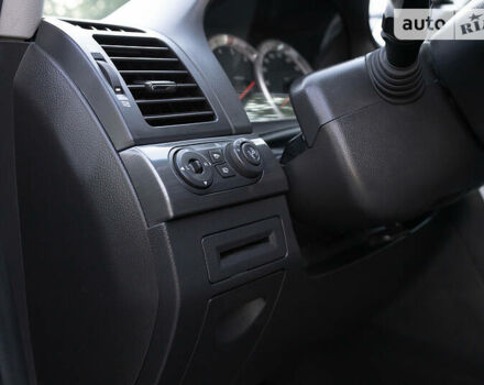 Черный Шевроле Каптива, объемом двигателя 2 л и пробегом 216 тыс. км за 8500 $, фото 41 на Automoto.ua