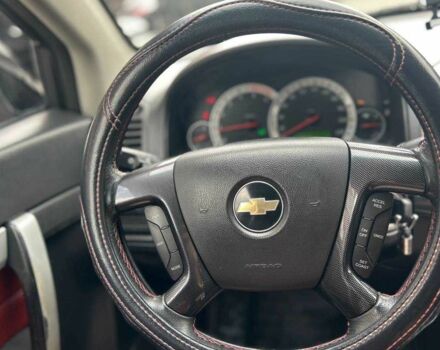 Черный Шевроле Каптива, объемом двигателя 2 л и пробегом 177 тыс. км за 9500 $, фото 12 на Automoto.ua