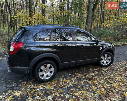 Черный Шевроле Каптива, объемом двигателя 2.4 л и пробегом 205 тыс. км за 8000 $, фото 22 на Automoto.ua