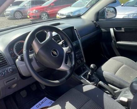 Черный Шевроле Каптива, объемом двигателя 2.41 л и пробегом 221 тыс. км за 6990 $, фото 11 на Automoto.ua