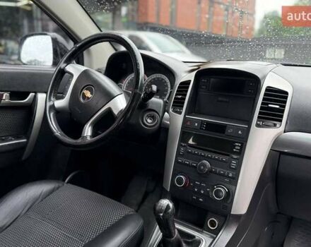 Черный Шевроле Каптива, объемом двигателя 2.41 л и пробегом 184 тыс. км за 8900 $, фото 18 на Automoto.ua