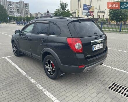 Черный Шевроле Каптива, объемом двигателя 2.41 л и пробегом 213 тыс. км за 7700 $, фото 6 на Automoto.ua