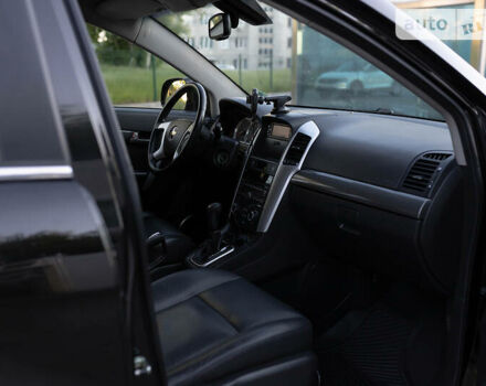 Черный Шевроле Каптива, объемом двигателя 2 л и пробегом 216 тыс. км за 8500 $, фото 24 на Automoto.ua