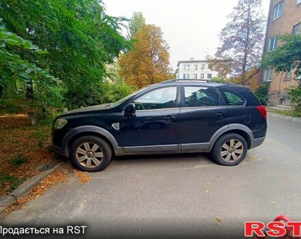 Черный Шевроле Каптива, объемом двигателя 2.4 л и пробегом 208 тыс. км за 8000 $, фото 1 на Automoto.ua