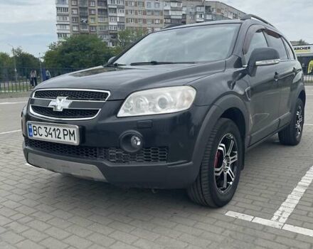 Черный Шевроле Каптива, объемом двигателя 2.41 л и пробегом 213 тыс. км за 7700 $, фото 1 на Automoto.ua