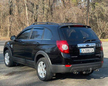 Черный Шевроле Каптива, объемом двигателя 1.99 л и пробегом 240 тыс. км за 10450 $, фото 5 на Automoto.ua