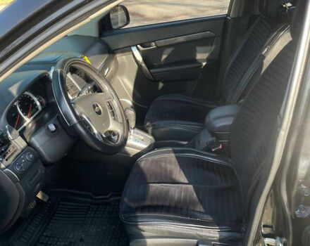 Черный Шевроле Каптива, объемом двигателя 1.99 л и пробегом 240 тыс. км за 10450 $, фото 8 на Automoto.ua