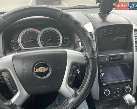 Черный Шевроле Каптива, объемом двигателя 2.41 л и пробегом 213 тыс. км за 7700 $, фото 9 на Automoto.ua
