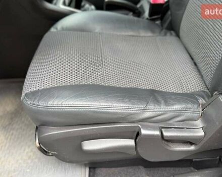 Черный Шевроле Каптива, объемом двигателя 2.41 л и пробегом 184 тыс. км за 8900 $, фото 11 на Automoto.ua