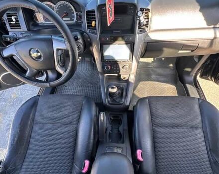 Чорний Шевроле Каптіва, об'ємом двигуна 2.41 л та пробігом 308 тис. км за 6800 $, фото 6 на Automoto.ua