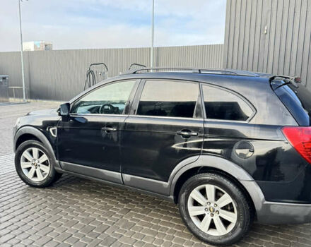 Черный Шевроле Каптива, объемом двигателя 2 л и пробегом 236 тыс. км за 8000 $, фото 6 на Automoto.ua