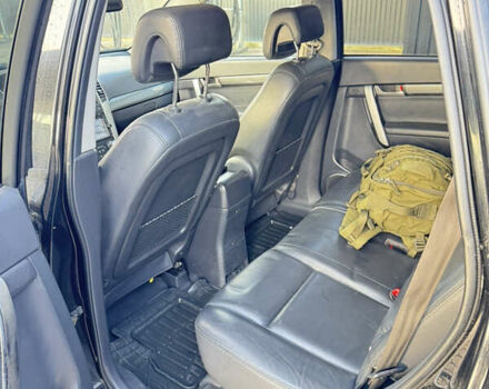 Черный Шевроле Каптива, объемом двигателя 2 л и пробегом 236 тыс. км за 8000 $, фото 3 на Automoto.ua