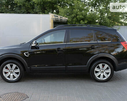 Черный Шевроле Каптива, объемом двигателя 2 л и пробегом 216 тыс. км за 8500 $, фото 22 на Automoto.ua