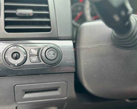 Черный Шевроле Каптива, объемом двигателя 2 л и пробегом 177 тыс. км за 9500 $, фото 10 на Automoto.ua