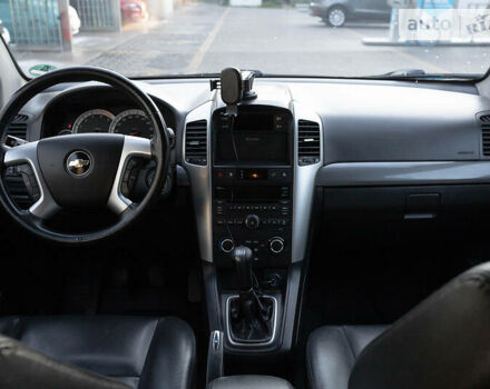 Черный Шевроле Каптива, объемом двигателя 2 л и пробегом 216 тыс. км за 8500 $, фото 39 на Automoto.ua